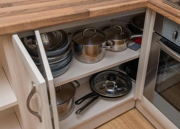 Apartment Large 3br With Balcony 5 Min To Old Town By Tram *