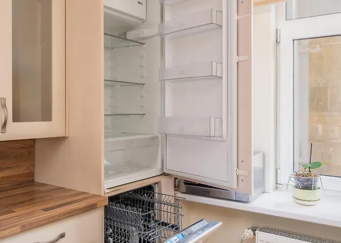 Apartment Large 3br With Balcony 5 Min To Old Town By Tram