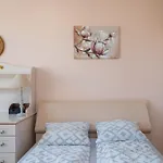 公寓 Large 3br With Balcony 5 Min To Old Town By Tram